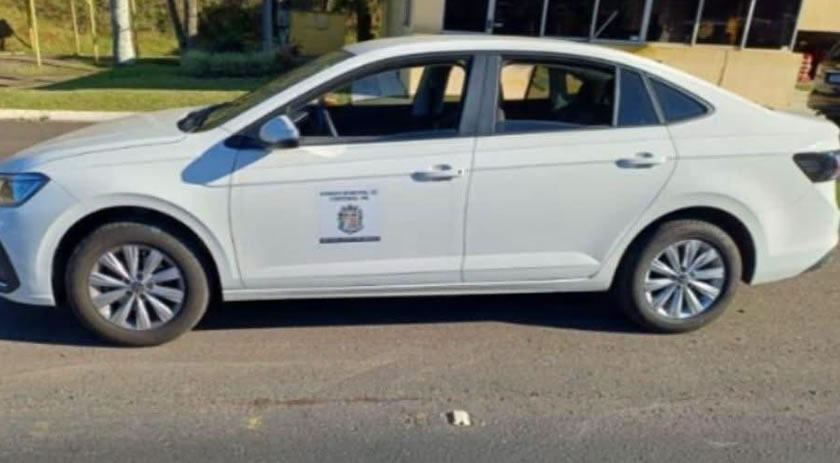 PRF apreende medicamento para emagrecimento em carro oficial de câmara municipal