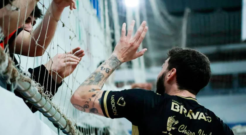 De virada, Galo vence Clevelândia na Série Prata