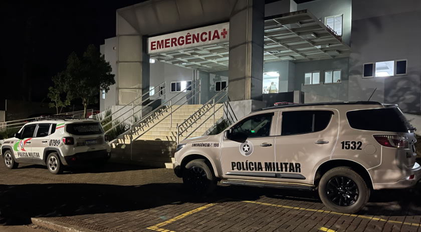 Homens agridem profissionais da saúde e danificam hospital