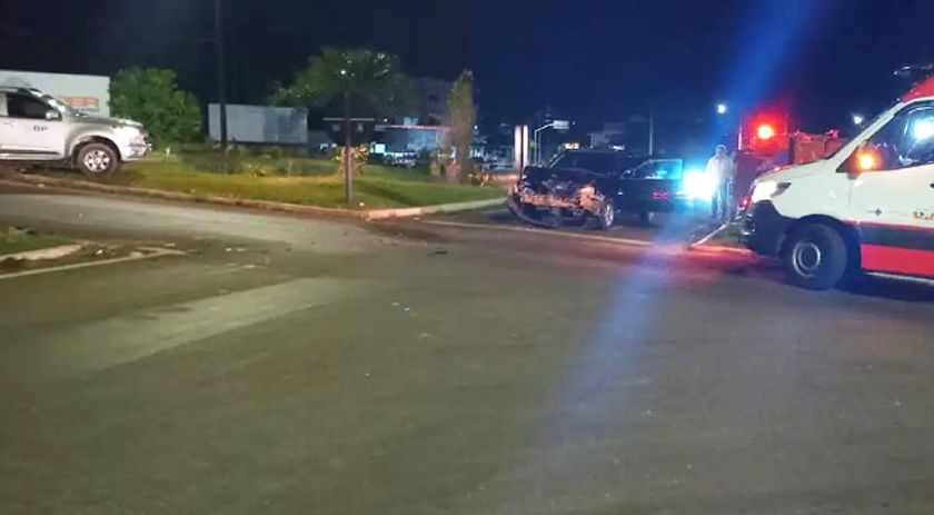 Acidente no trevo do Rondinha deixa duas mulheres feridas