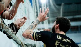 De virada, Galo vence Clevelândia na Série Prata