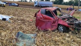 Casal morre em capotamento de carro na PR-589