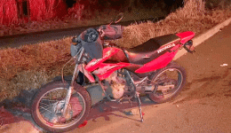 Entregador fica ferido após sofrer queda de moto no bairro Seminário