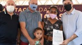 Mais 200 famílias receberam o título de posse