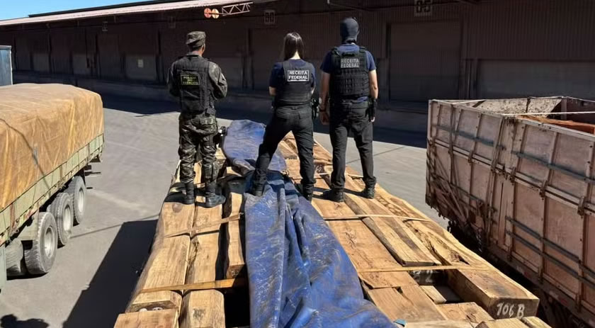 gentes da Receita, PF e da Polícia do Exército apreenderam droga durante operação