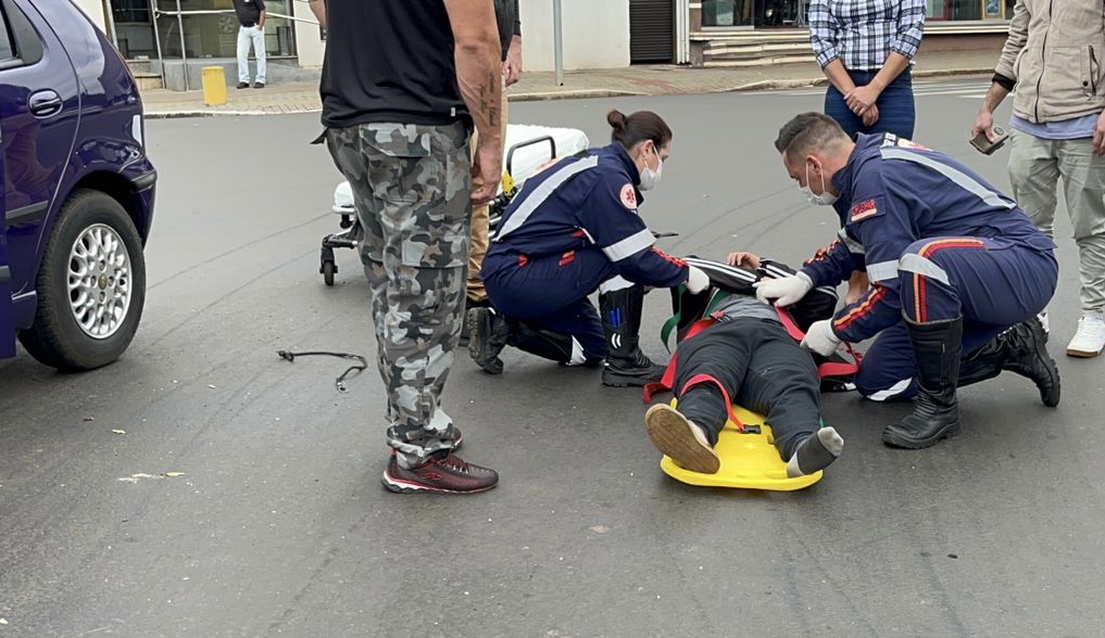 Motociclista fica ferido em acidente neste sábado