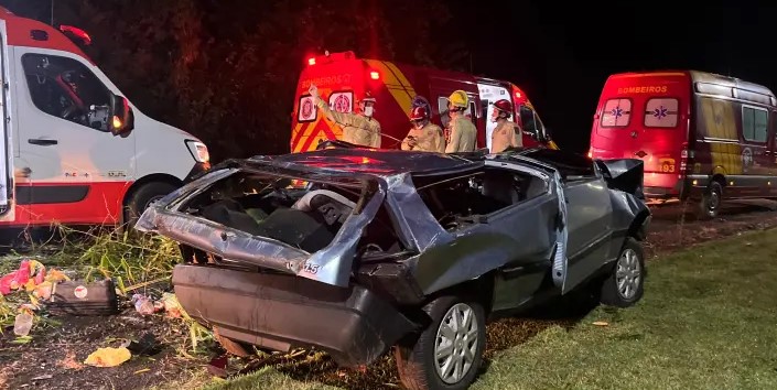 Grave capotamento deixa feridos em Enéas Marques