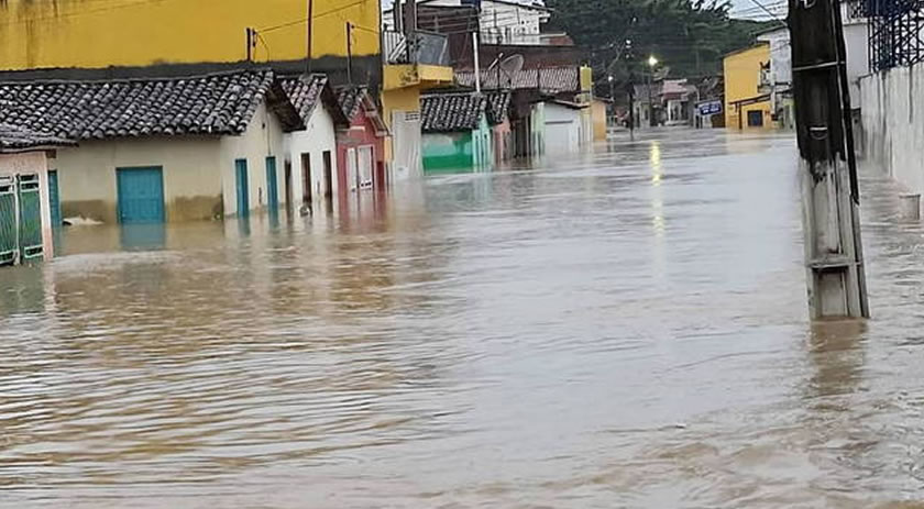 Defesa Civil registra 20 mortos e 31 mil desabrigados por chuvas na Bahia
