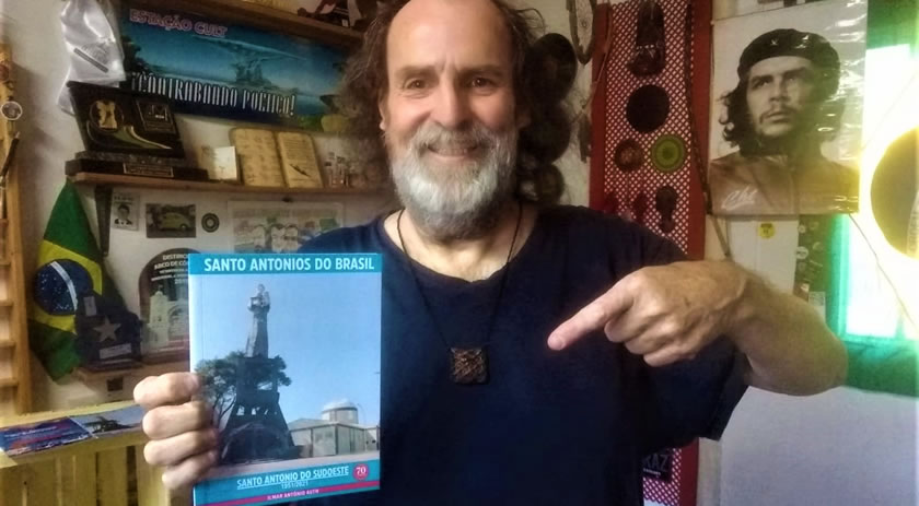 Livro traz homenagem aos 70 anos de Santo Antonio do Sudoeste