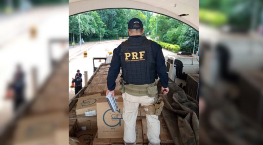 PRF realiza apreensão de grande quantidade de cigarros contrabandeados em Realeza