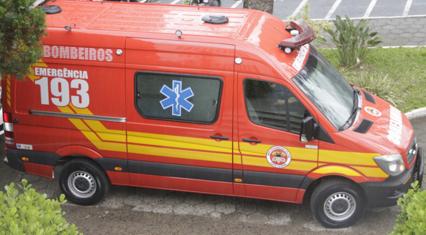 Trabalhador sofre Traumatismo Craniano Grave após cair de telhado em SMO