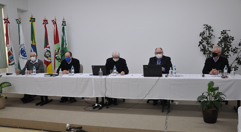 Por videoconferência, Afubra realiza Assembleia e mantém taxas