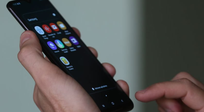 Vício em celular diminui capacidade criativa, conclui estudo
