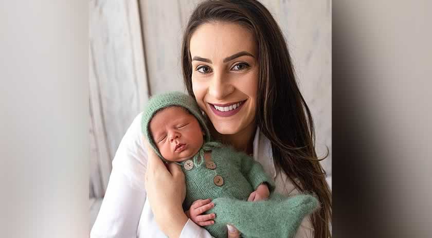 Após mãe ser imunizada, bebê nasce com anticorpos contra a Covid-19