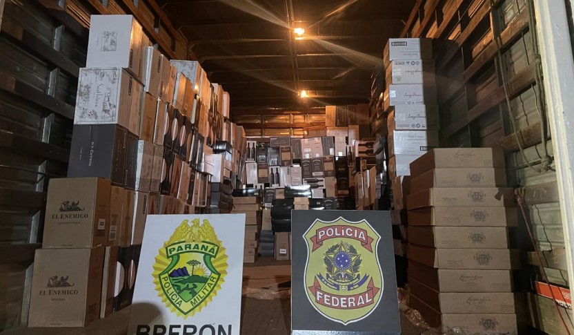 Carga ilegal de vinhos avaliada em mais de R$ 500 mil é apreendida