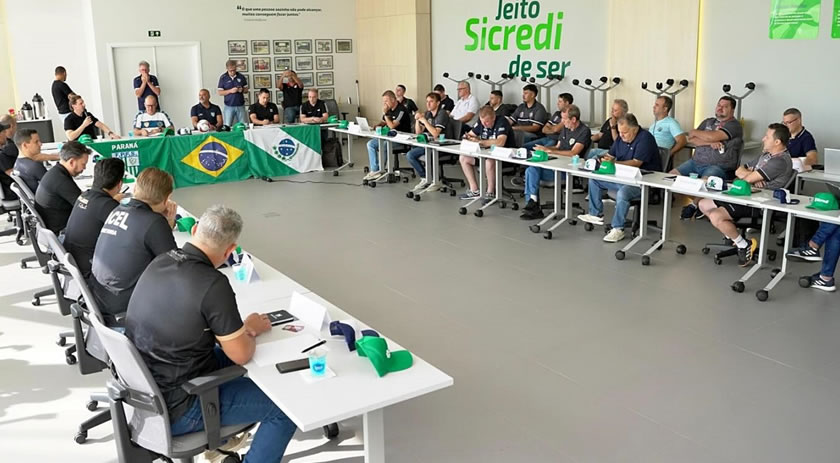 ACEL participa de arbitral e conhece detalhes do Paranaense Série Ouro 2026 e 2027