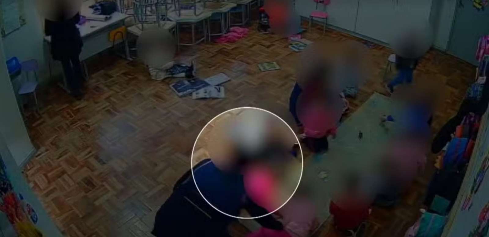 Professora é afastada após suspeita de maus-tratos a crianças de 2 anos em creche no Paraná