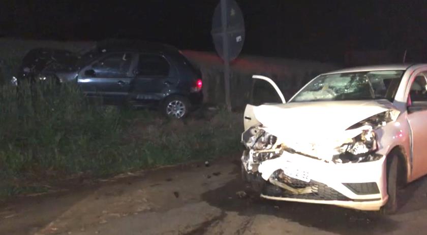 Três pessoas ficam feridas em grave acidente em Beltrão