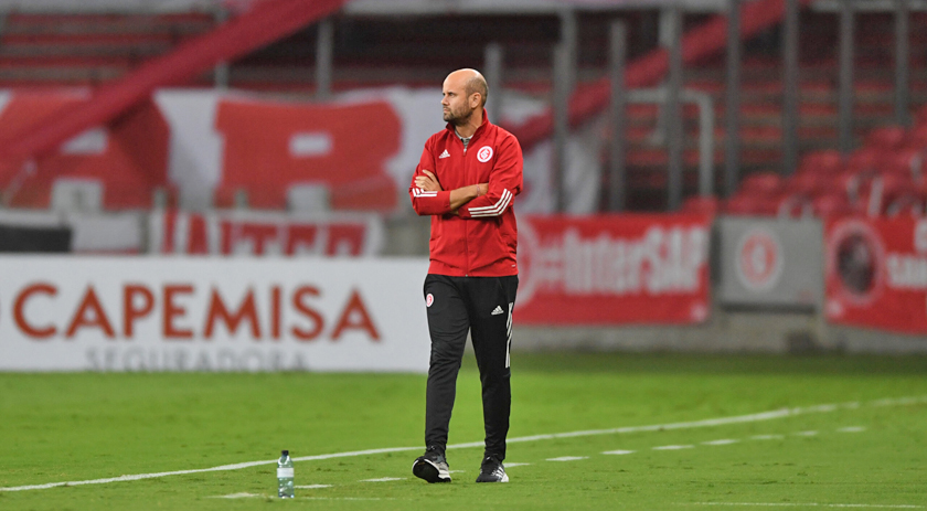 Ramírez lamenta chances perdidas do Inter: "Há dias em que a bola não entra"