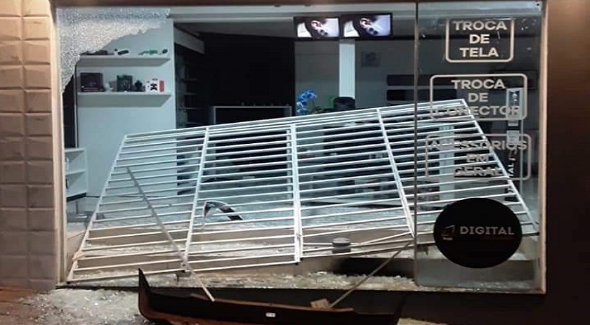 Criminosos que invadiram lojas em cidade da região, são presos pela PM