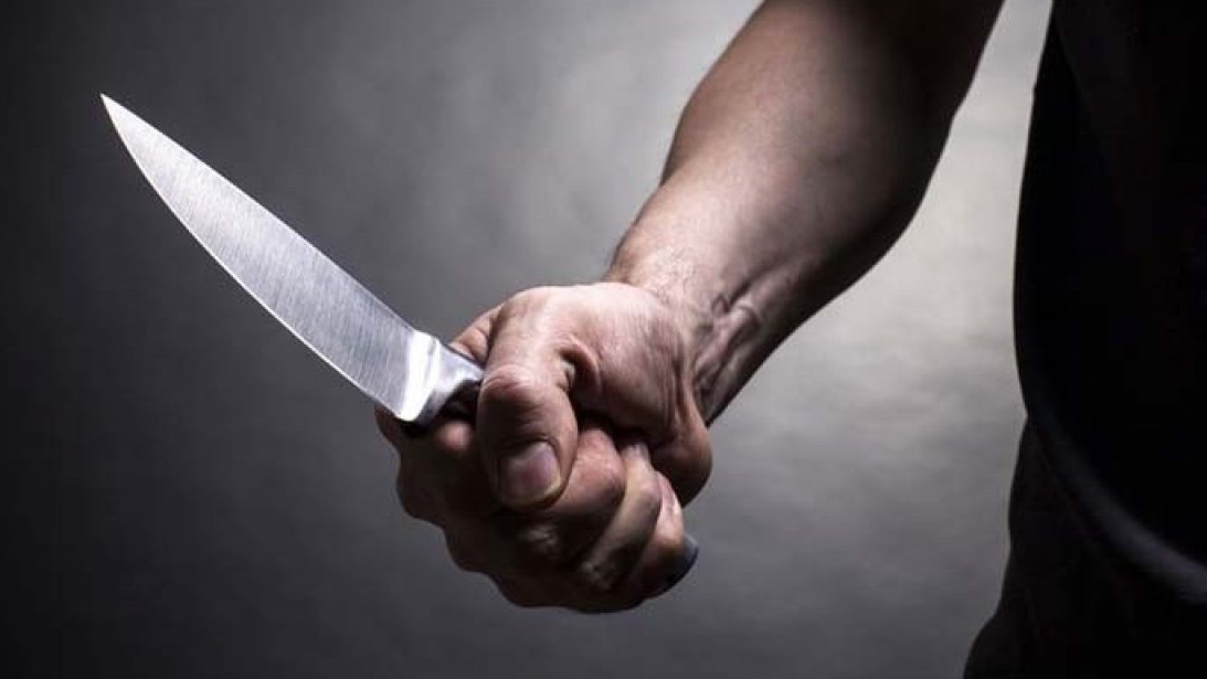 Homem sofre facada no Bairro Padre Ulrico e é levado às pressas ao Hospital