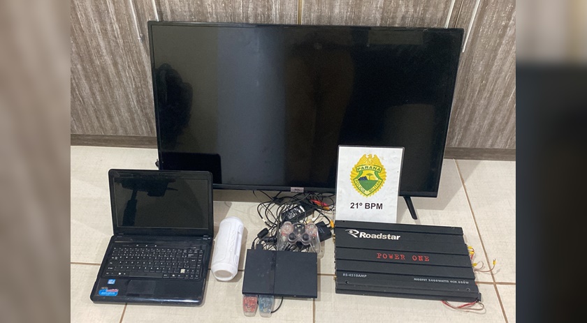 Polícia prende autores de furto e recuperam objetos antes da vítima perceber o crime