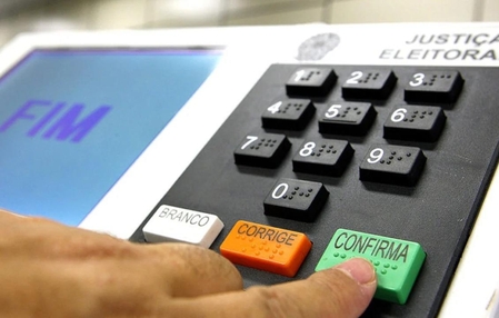 Segue até maio o prazo para transferências emissão e revisão do título eleitoral