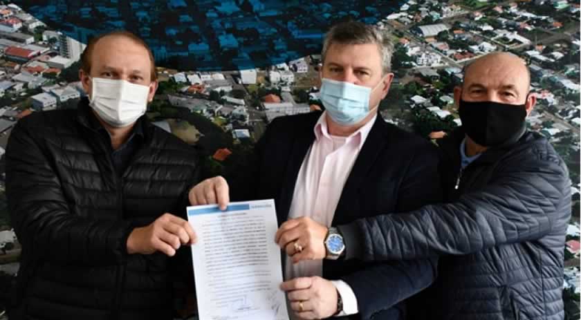 Trabalhos iniciais para pavimentação asfáltica até Linha Sede Flores devem começar nos próximos dias