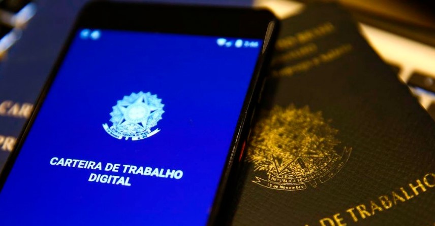 Número de pedidos de demissão bate recorde histórico em um ano