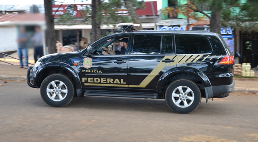 PF realiza operação contra tráfico interestadual de drogas em SC