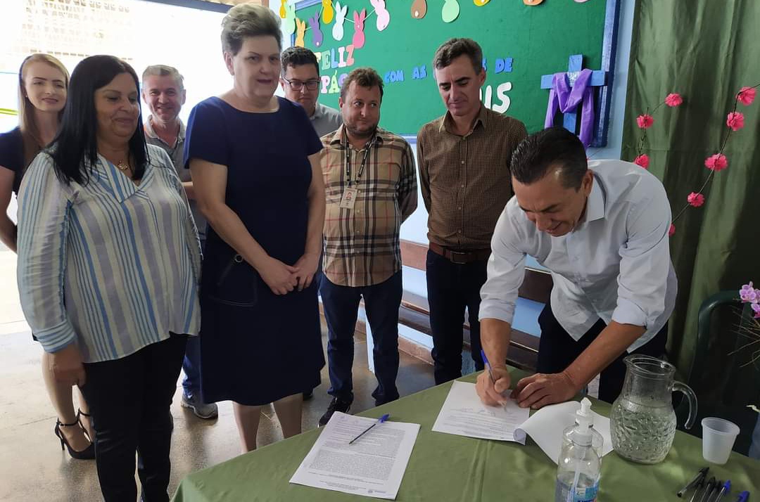 Colégios de Ampére recebem verbas para reformas