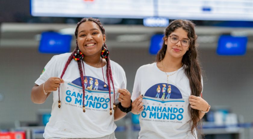 Com 187 embarques desta segunda, 579 estudantes da rede estadual já iniciaram intercâmbio