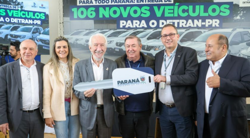 Estado entrega 106 veículos e equipamentos para reforçar atendimentos do Detran-PR