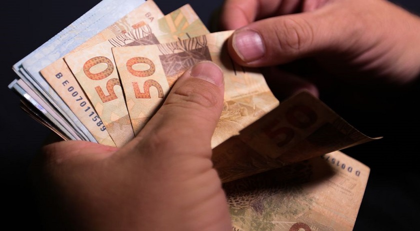 Inflação em 2021 fecha em 10,06%, a maior desde 2015