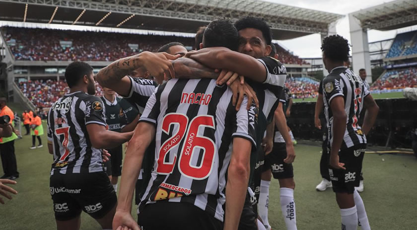 Atlético-MG supera Flamengo nos pênaltis e fatura Supercopa do Brasil