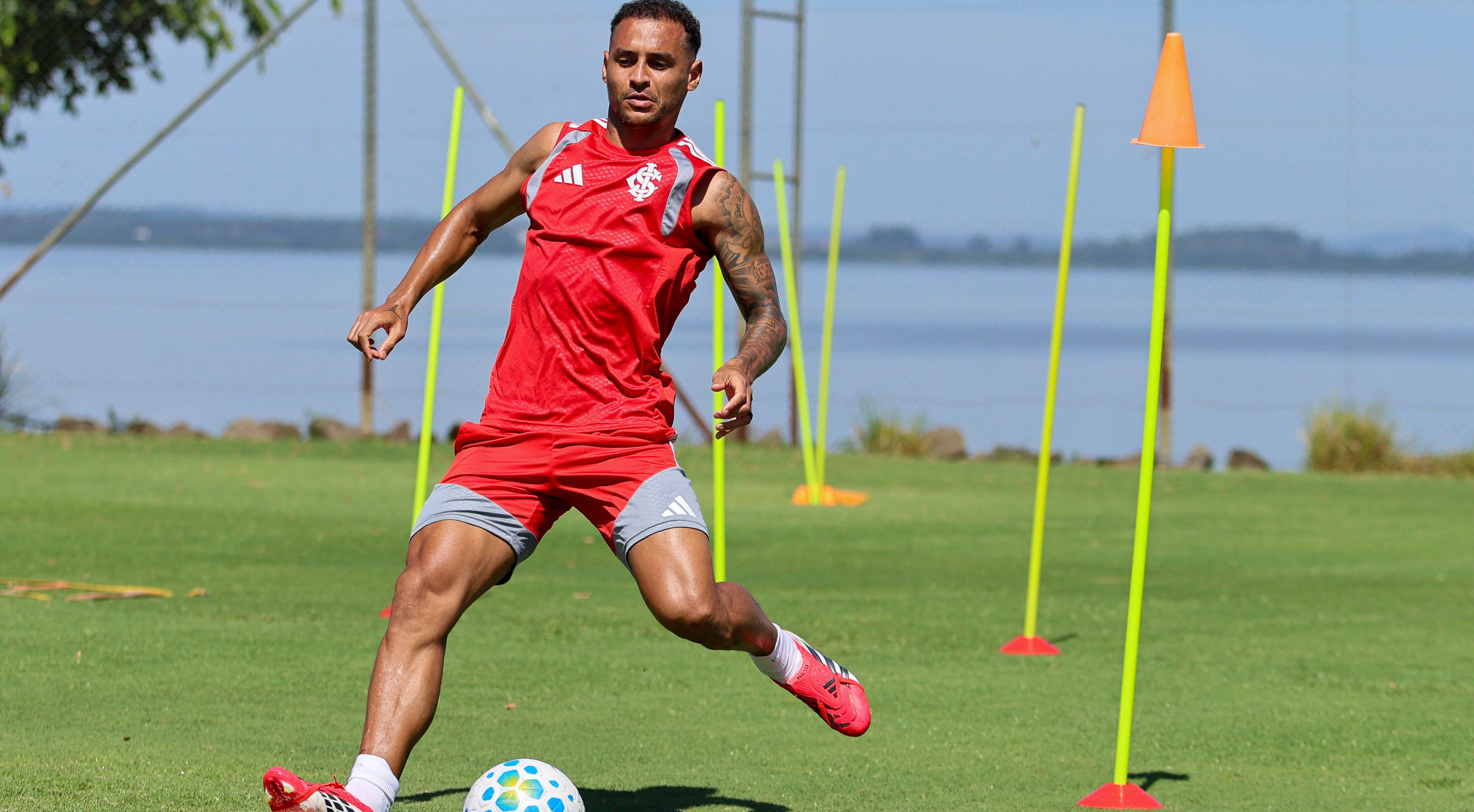 No Maracanã, Colorado encara o Flamengo pelo Brasileirão
