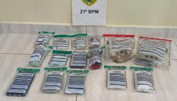 Homem é preso por posse ilegal de arma e munições