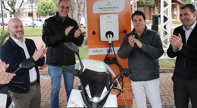 Coronel Vivida inaugura 1º Carport com energia renovável do Estado