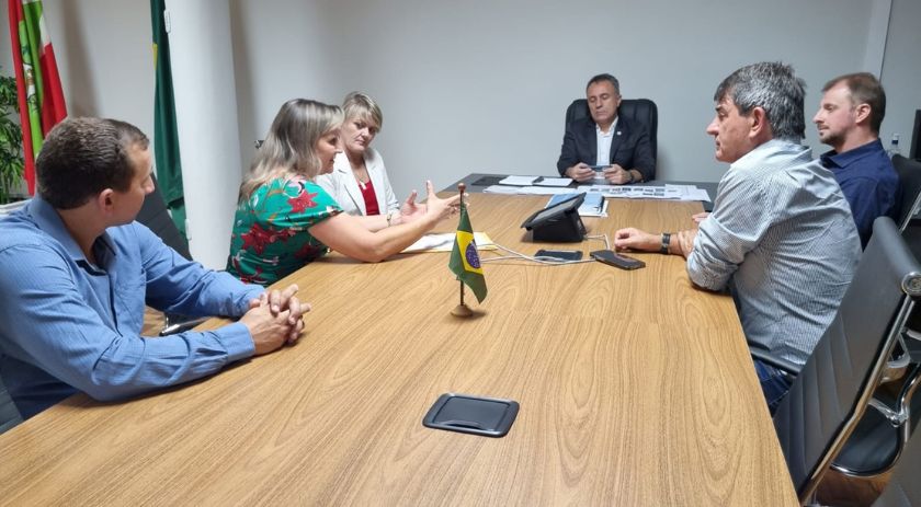 Prefeitos se mobilizam pelo início da obra de recuperação da SC-305