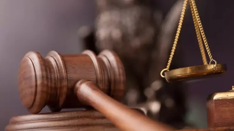 Policial é condenado a 35 anos por matar irmãos durante abordagem