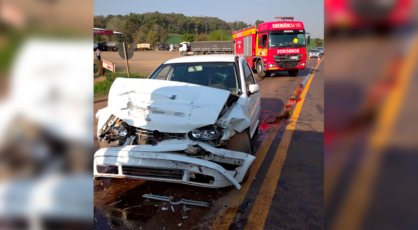 Acidente deixa três feridos na BR-158