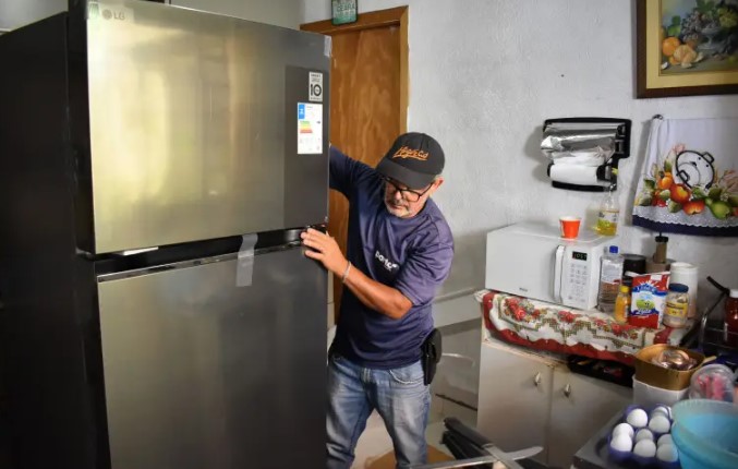 Projeto da Copel já trocou geladeiras em mais de 16 mil lares do Paraná