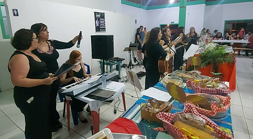 Escola Sagrado Coração realiza festa em homenagem as regiões brasileiras