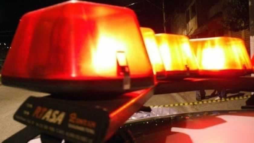 Motociclista em fuga da polícia morre ao bater em árvore no Oeste de SC