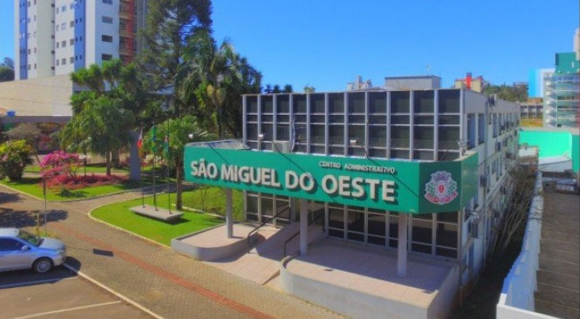 Prefeitura realiza processo seletivo para estagiários cursando ensino médio ou superior