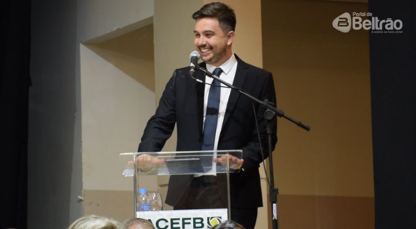 William Madruga é empossado novo presidente da Acefb