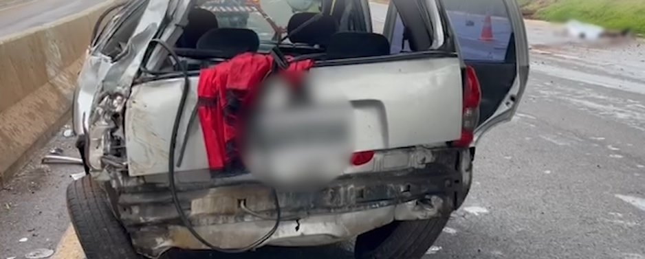 Homem morre após capotar veículo com registro de furto durante perseguição policial