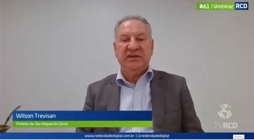 Trevisan expõe ações de São Miguel em evento sobre cidades inteligentes