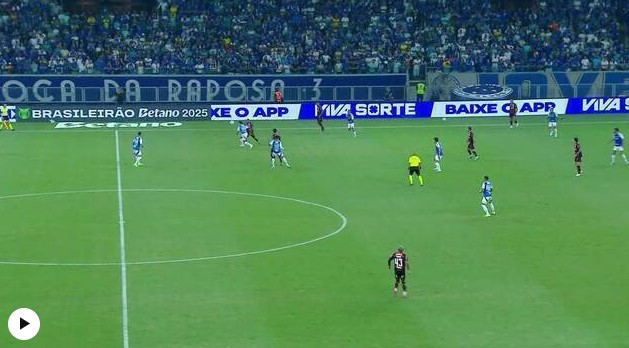 Gabigol faz gol da vitória no fim, e Cruzeiro tira o Flamengo da liderança do Brasileiro