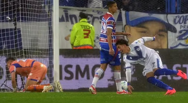 Vélez vence Fortaleza na Argentina e está nas quartas da Libertadores